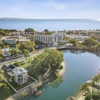 7 Noosa Parade, Noosa